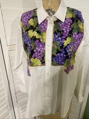 Y2K Quacker Factory Women’s 1X Button-Up Shirt Grapes Embroidered Rhinestones